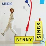 BENNY SINGS